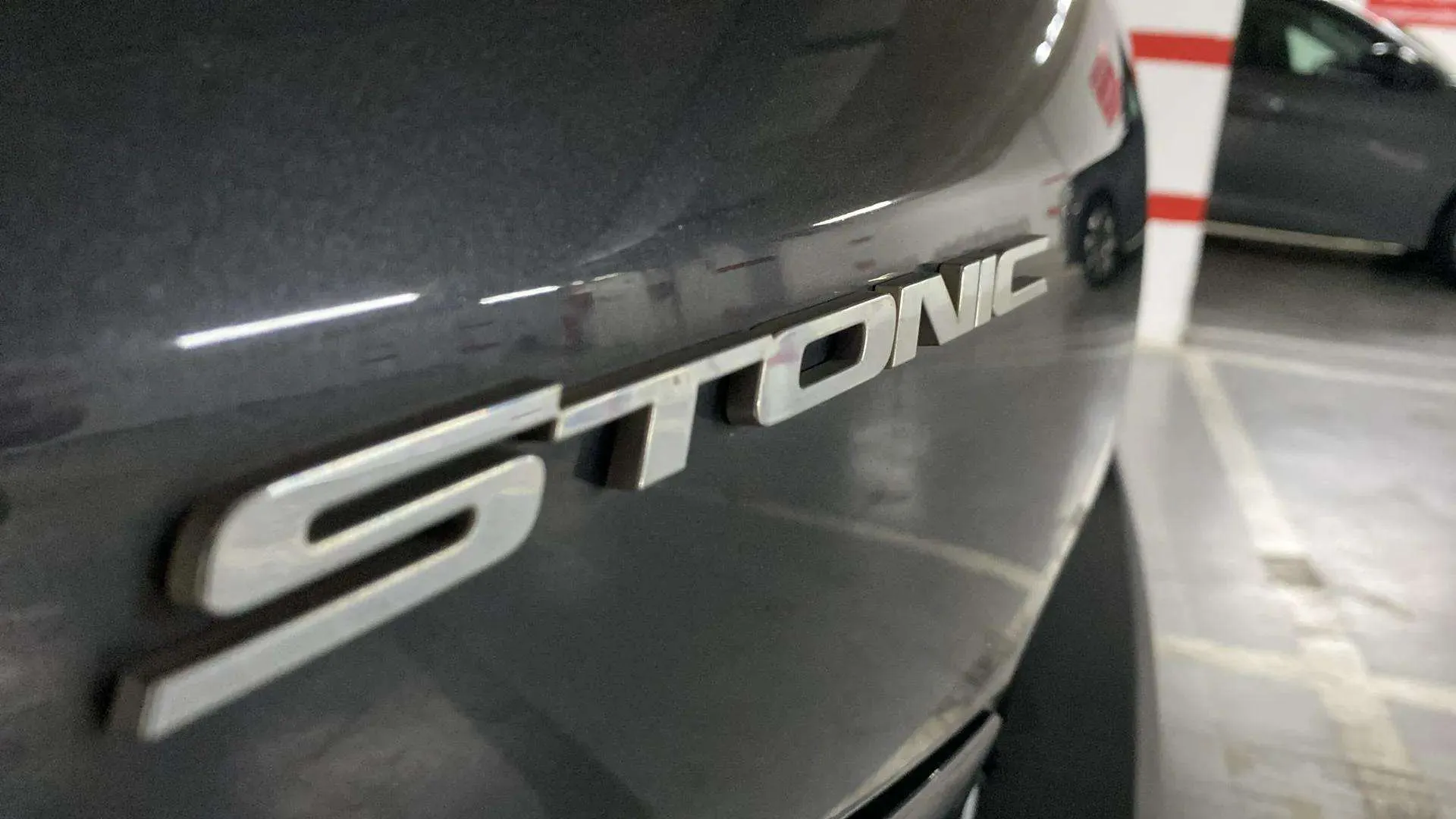 Kia Stonic 1.0 T-GDi Drive Eco-Dynam - foto 30