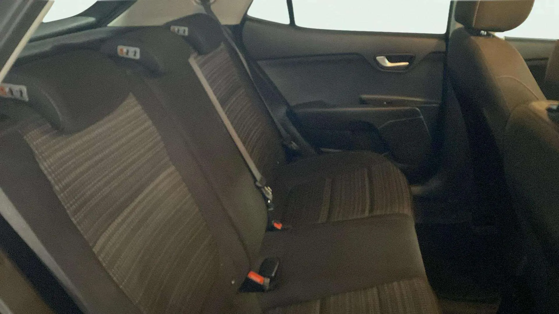 Kia Stonic 1.0 T-GDi Drive Eco-Dynam - foto 23