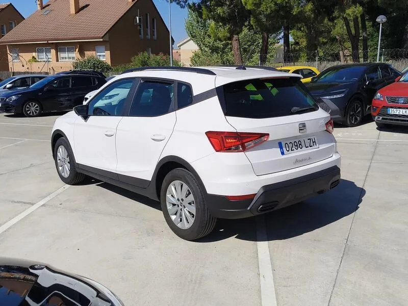SEAT Arona 1.0 TSI Style Plus - foto 4