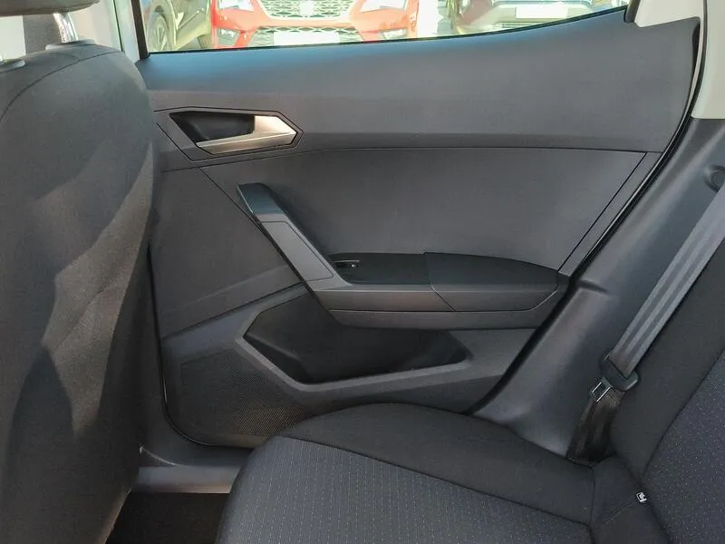 SEAT Arona 1.0 TSI Style Plus - foto 34