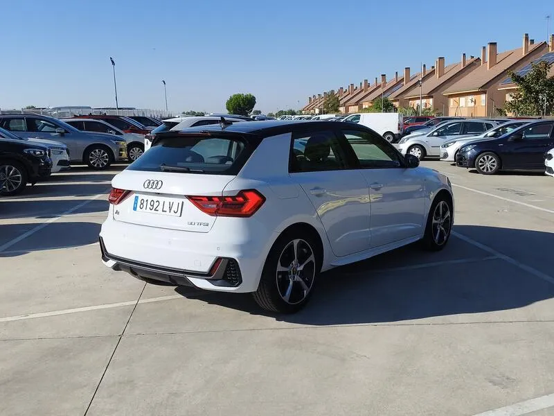Audi A1 Sportback Adrenalin 30 TFSI S tron - foto 6