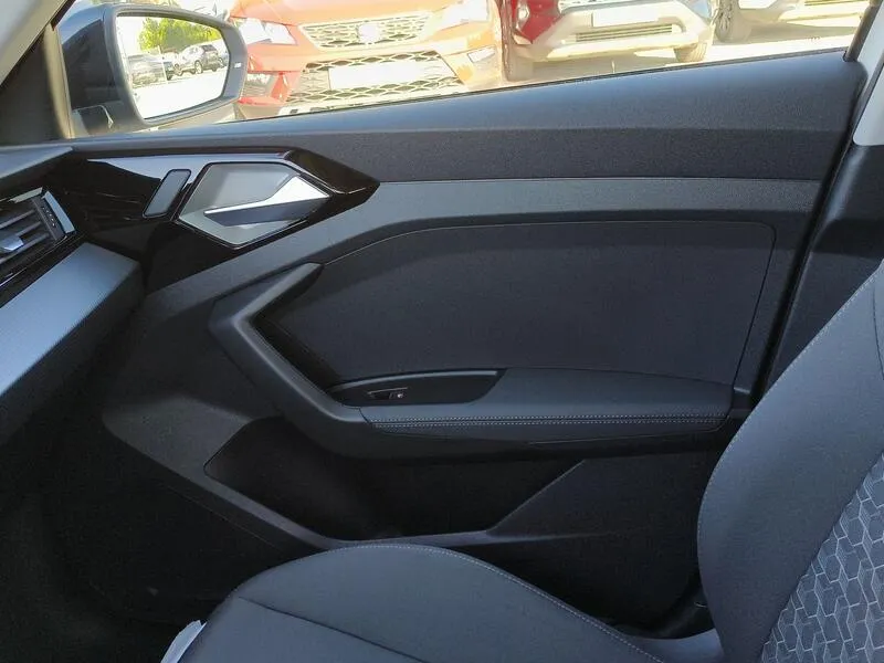 Audi A1 Sportback Adrenalin 30 TFSI S tron - foto 20