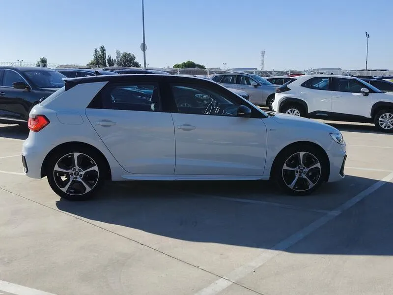Audi A1 Sportback Adrenalin 30 TFSI S tron - foto 7
