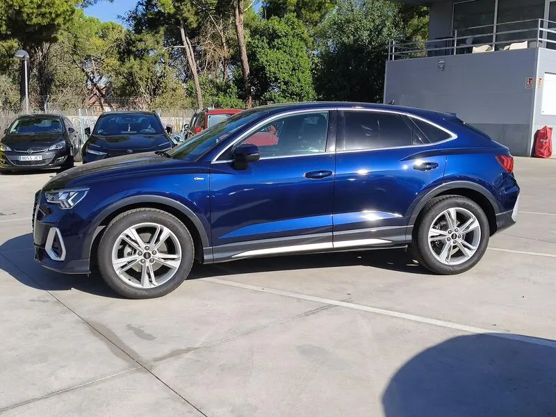 Audi Q3 Sportback 35 TFSI S tronic S Line - foto 3
