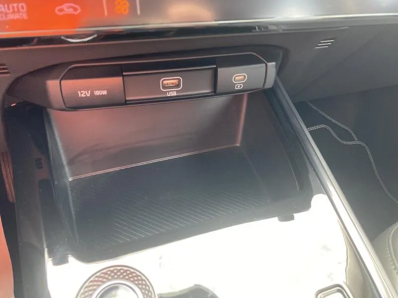 Kia Niro 2022 crossover 1.6 GDi HEV Drive - foto 35