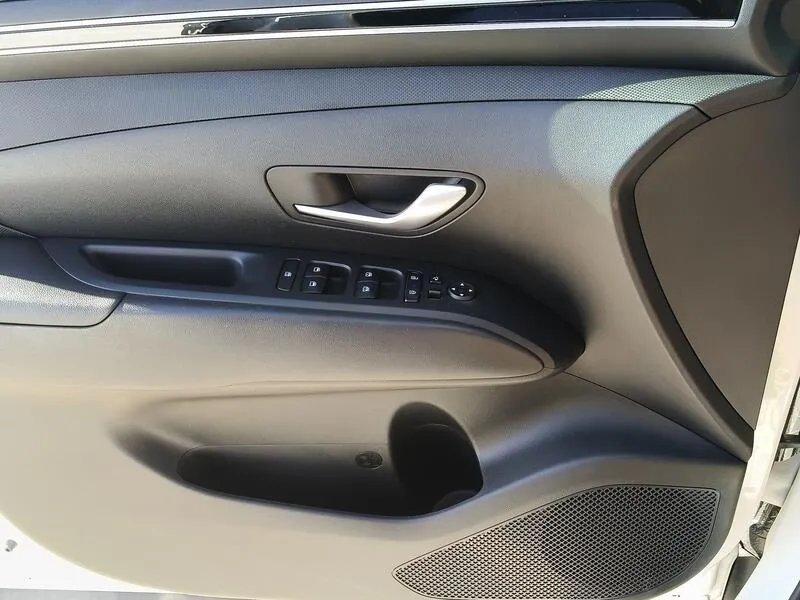 Hyundai Tucson 1.6 T-GDi 48V Maxx - foto 29