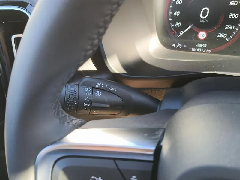 Volvo XC40 1.5 T5 Recharge PHEV Plus Dark - foto 26