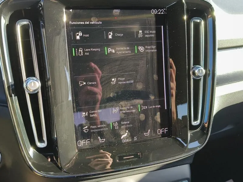 Volvo XC40 1.5 T5 Recharge PHEV Plus Dark - foto 18