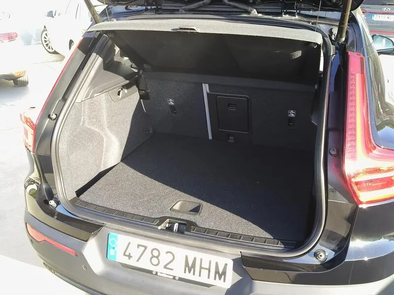 Volvo XC40 1.5 T5 Recharge PHEV Plus Dark - foto 40