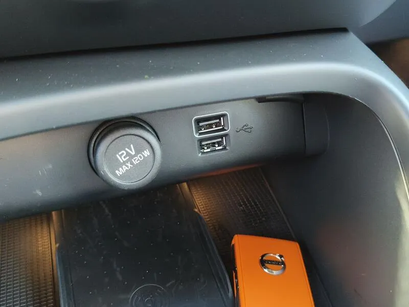 Volvo XC40 1.5 T5 Recharge PHEV Plus Dark - foto 15