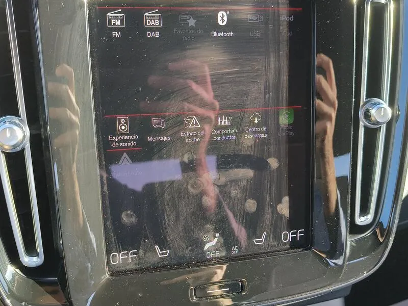 Volvo XC40 1.5 T5 Recharge PHEV Plus Dark - foto 17