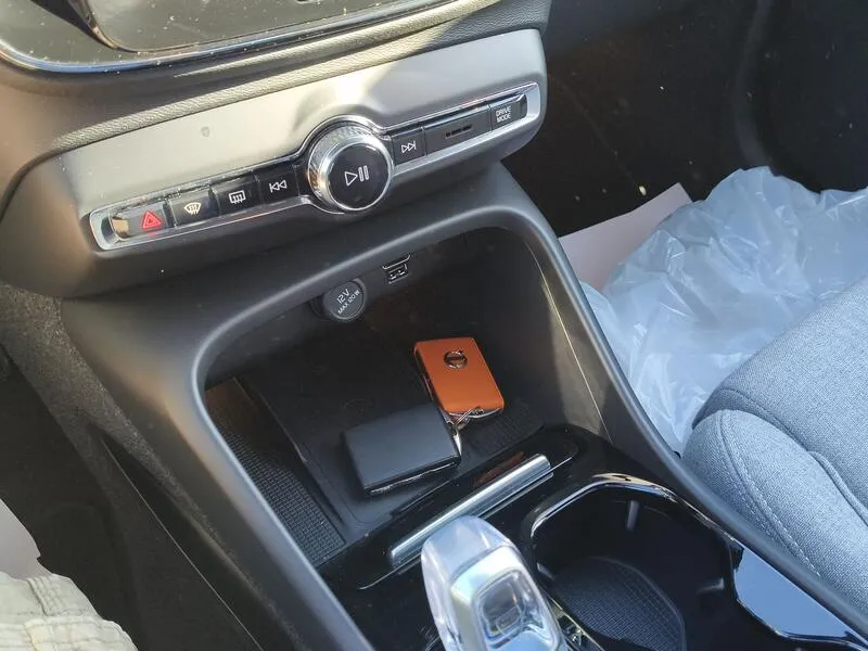 Volvo XC40 1.5 T5 Recharge PHEV Plus Dark - foto 12