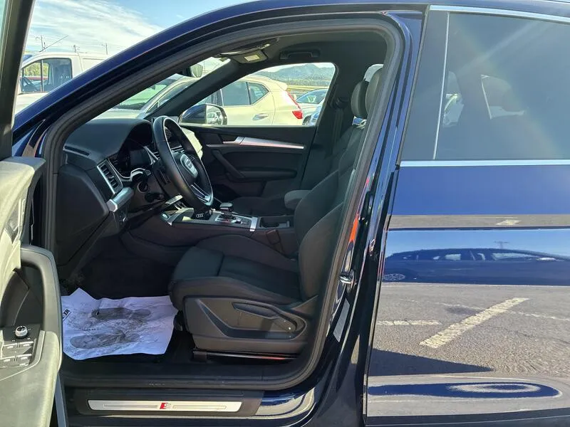 Audi Q5 S line 40 TDI 2.0 - foto 29