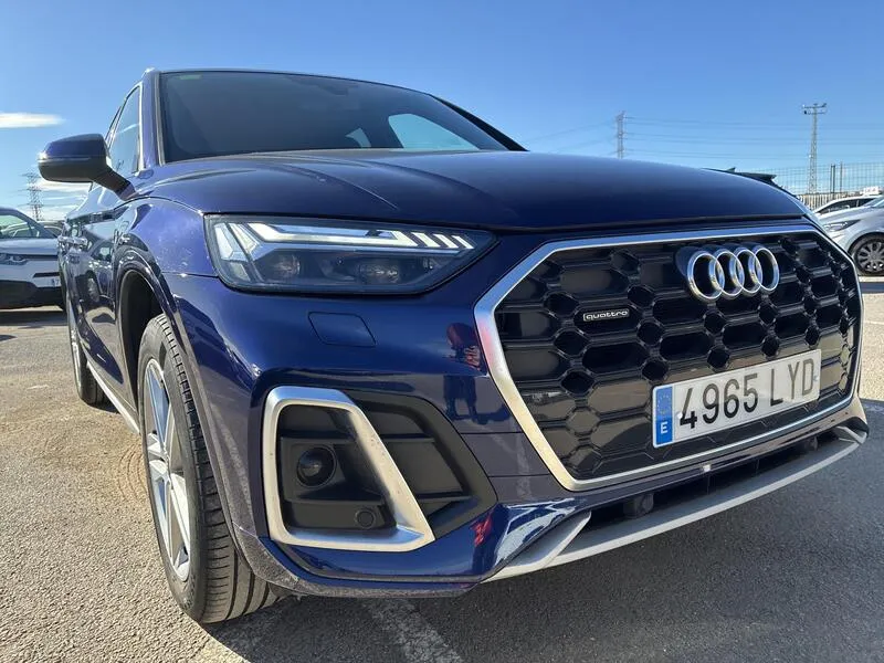 Audi Q5 S line 40 TDI 2.0 - foto 18