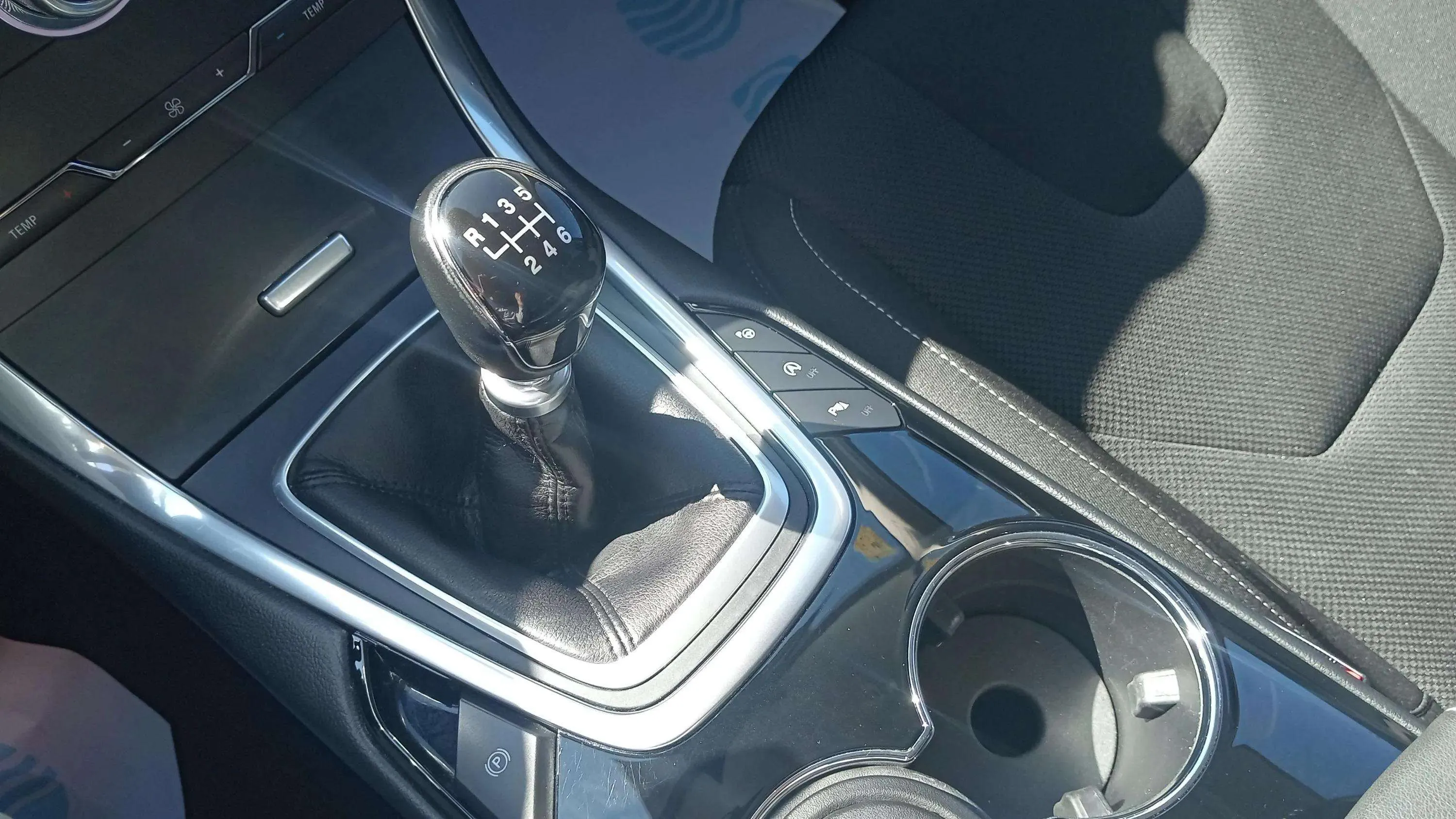 Ford S-Max 2.0 TDCi Panther Titanium - foto 19