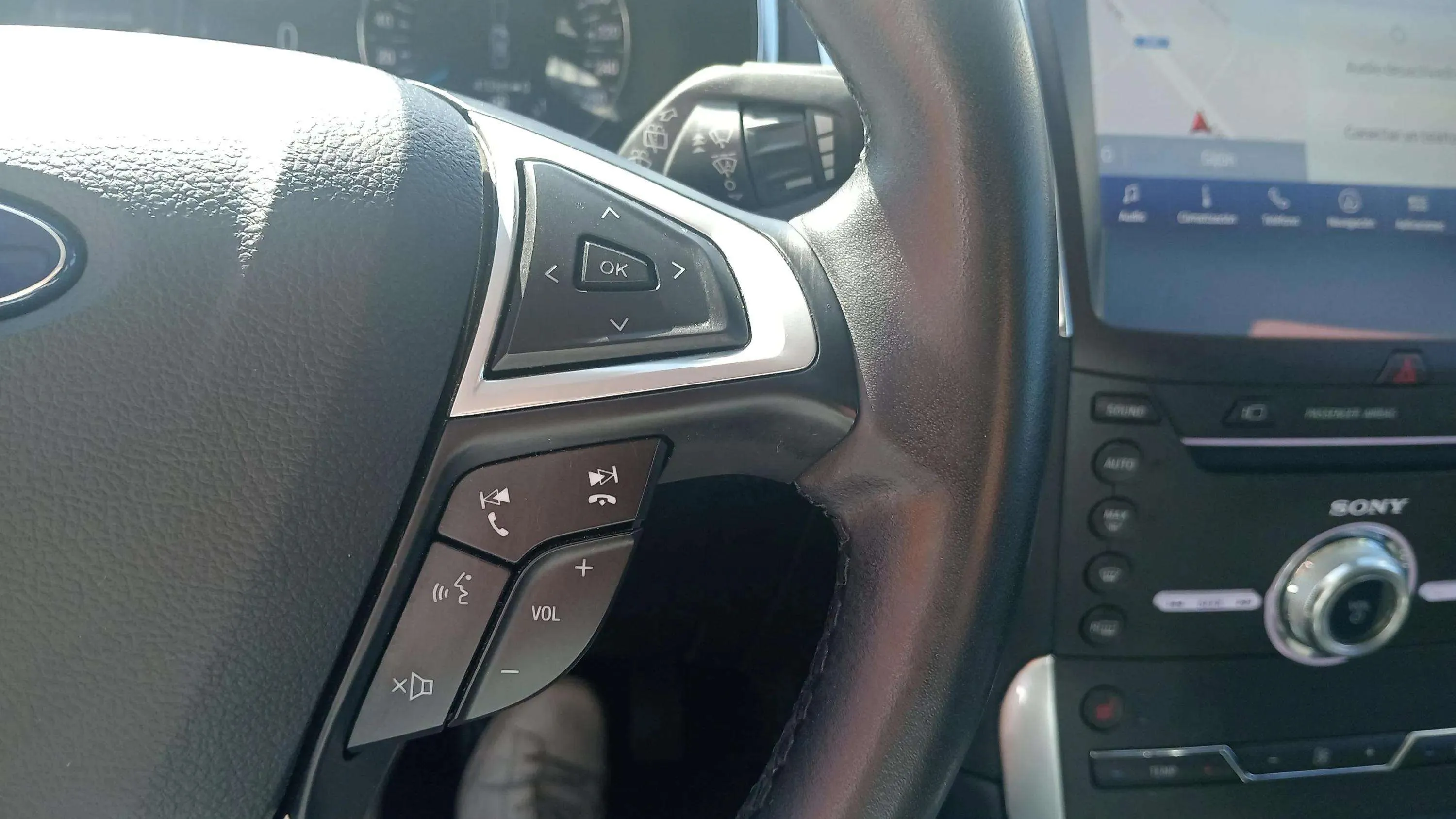 Ford S-Max 2.0 TDCi Panther Titanium - foto 23