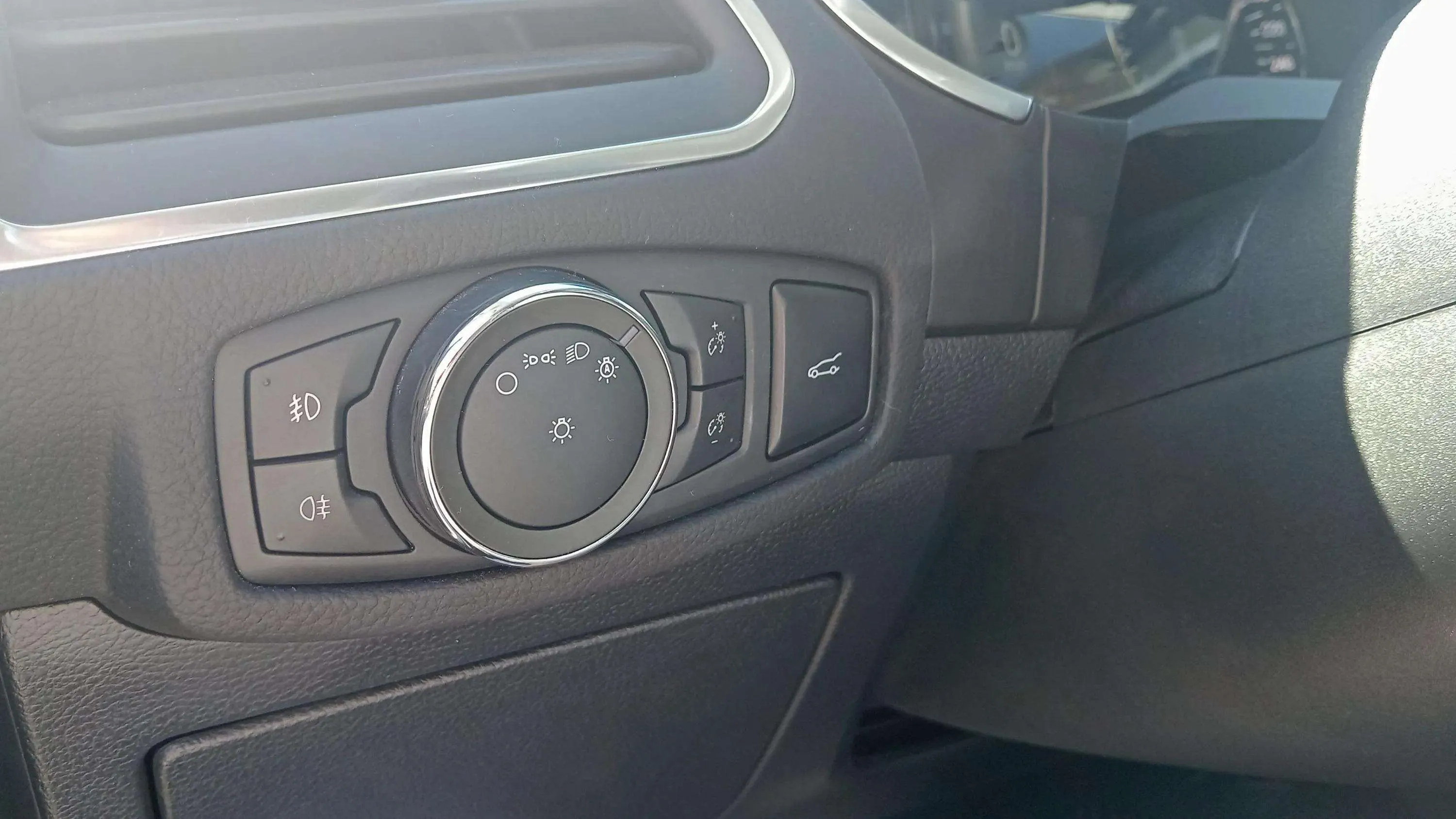 Ford S-Max 2.0 TDCi Panther Titanium - foto 25