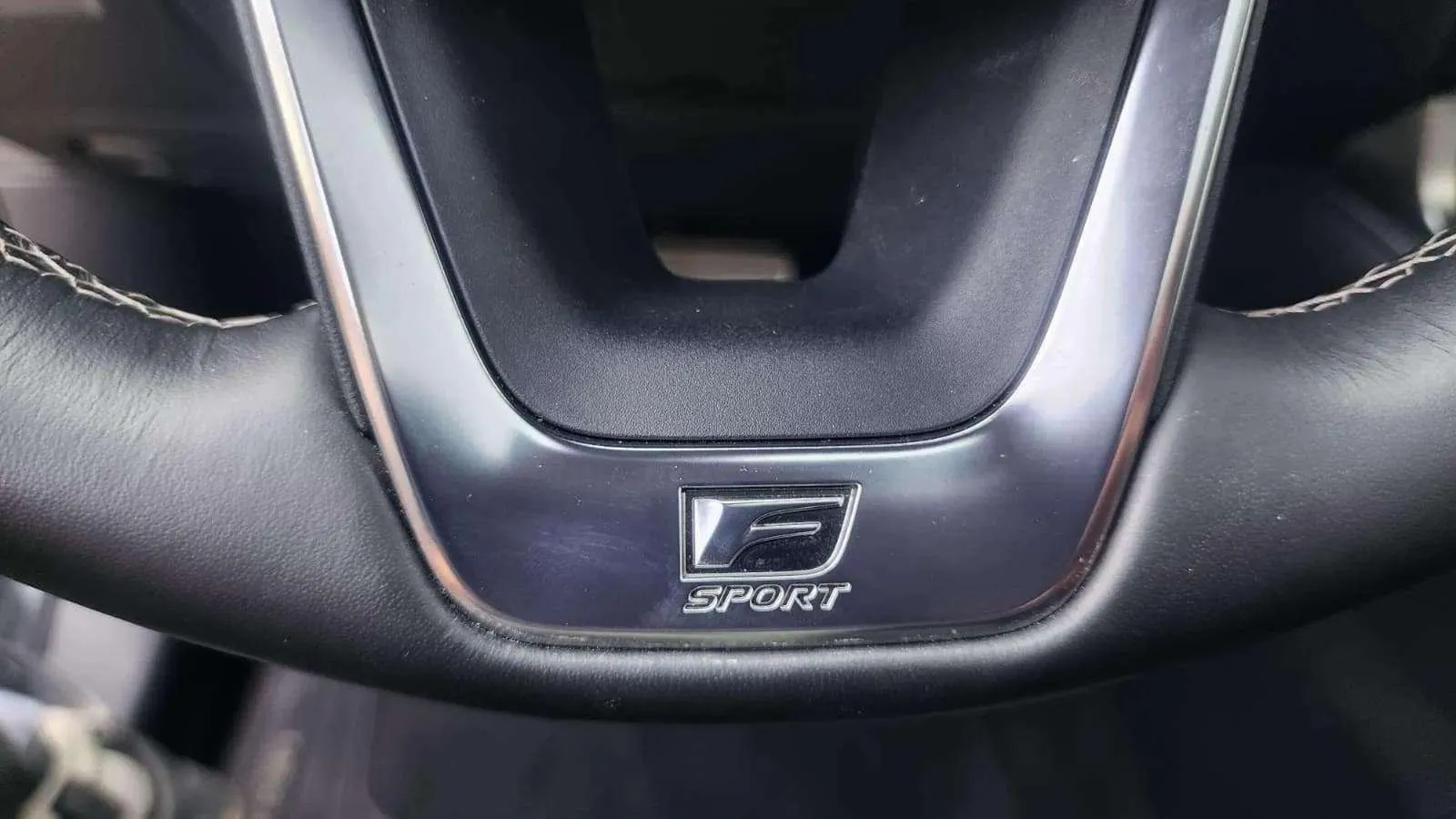 Lexus RX 500h F Sport - foto 18