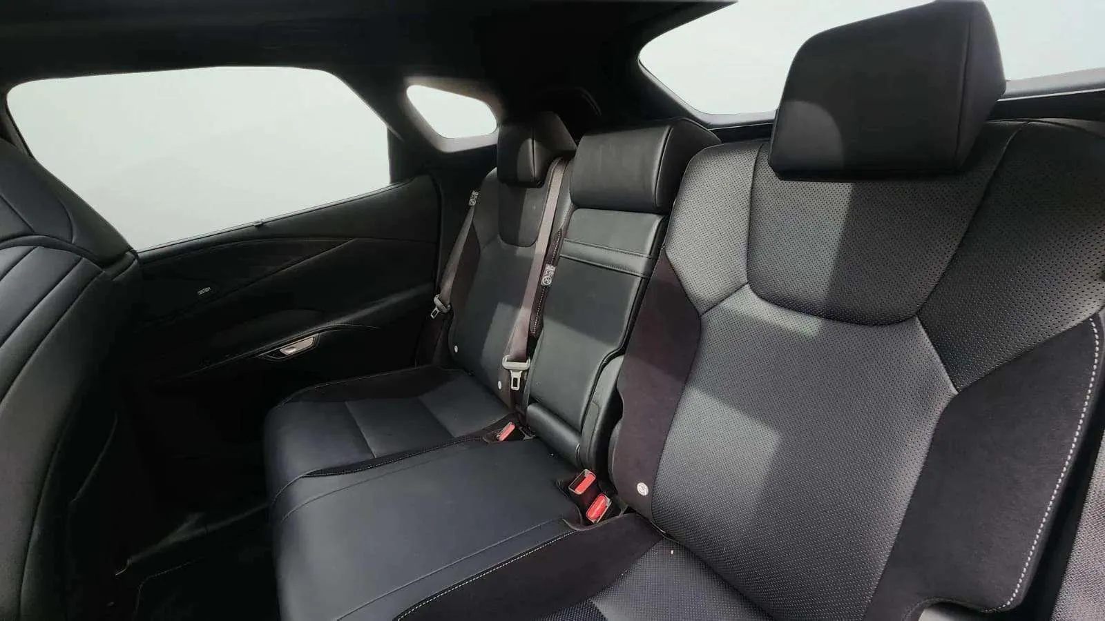 Lexus RX 500h F Sport - foto 29