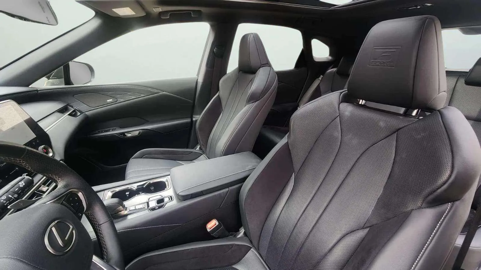Lexus RX 500h F Sport - foto 28