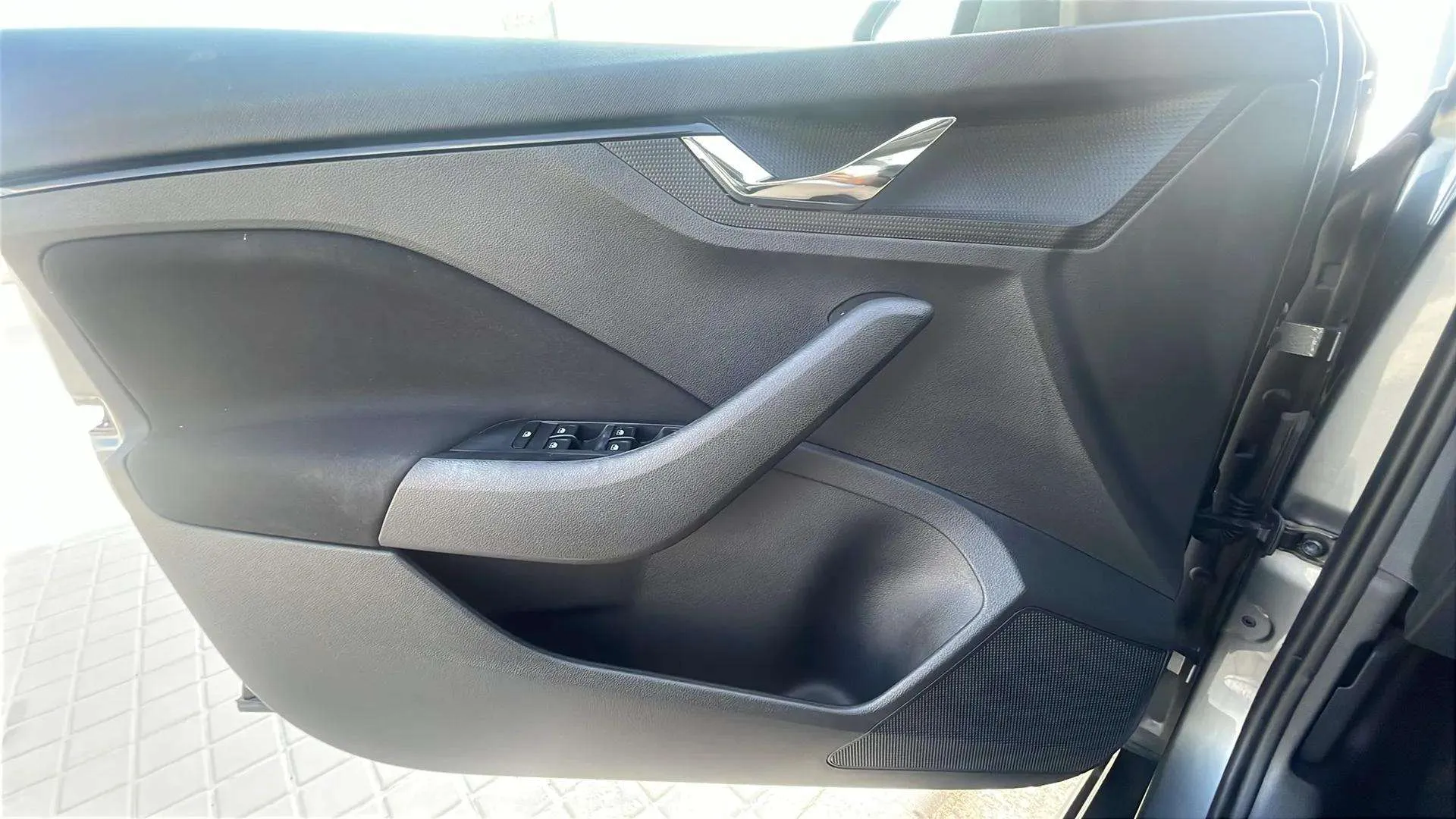Škoda Kamiq 1.0 TSI Ambition - foto 18