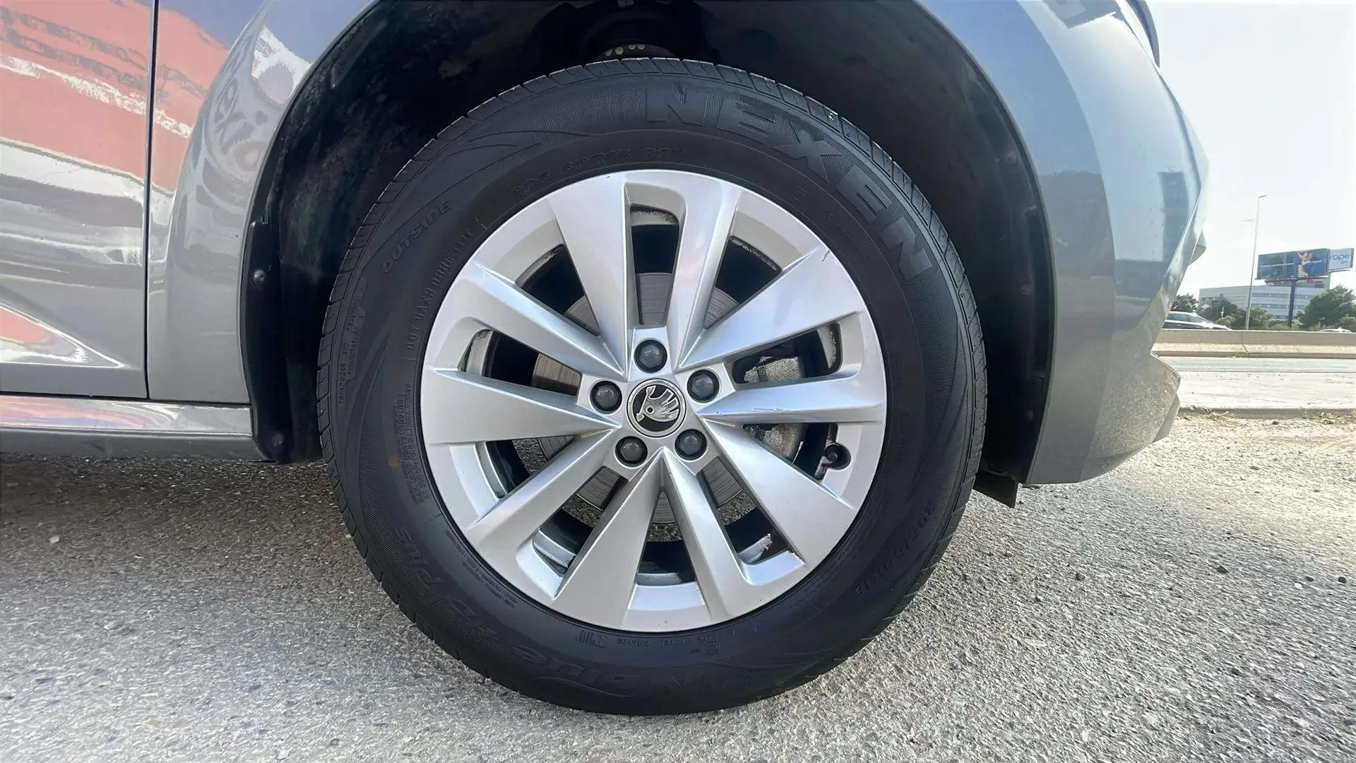 Škoda Kamiq 1.0 TSI Ambition - foto 16