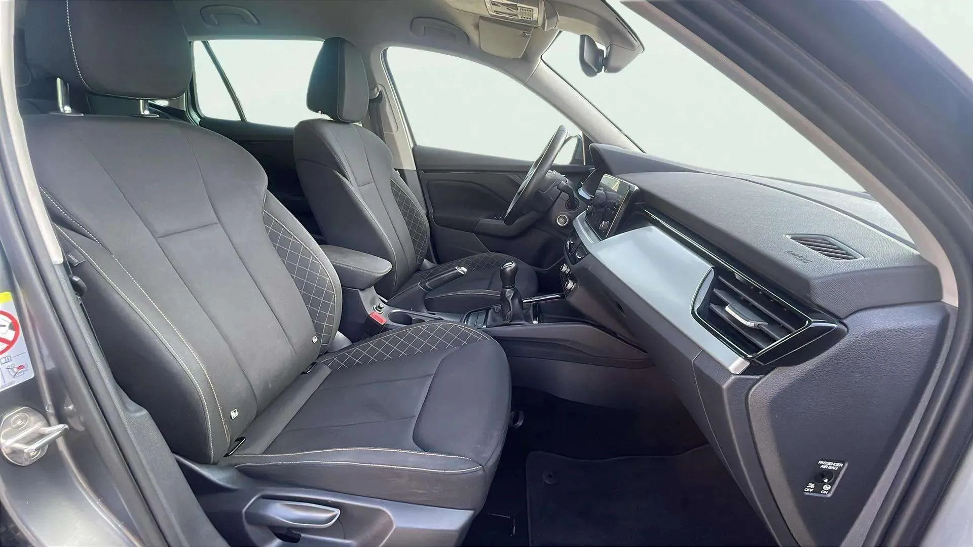 Škoda Kamiq 1.0 TSI Ambition - foto 36