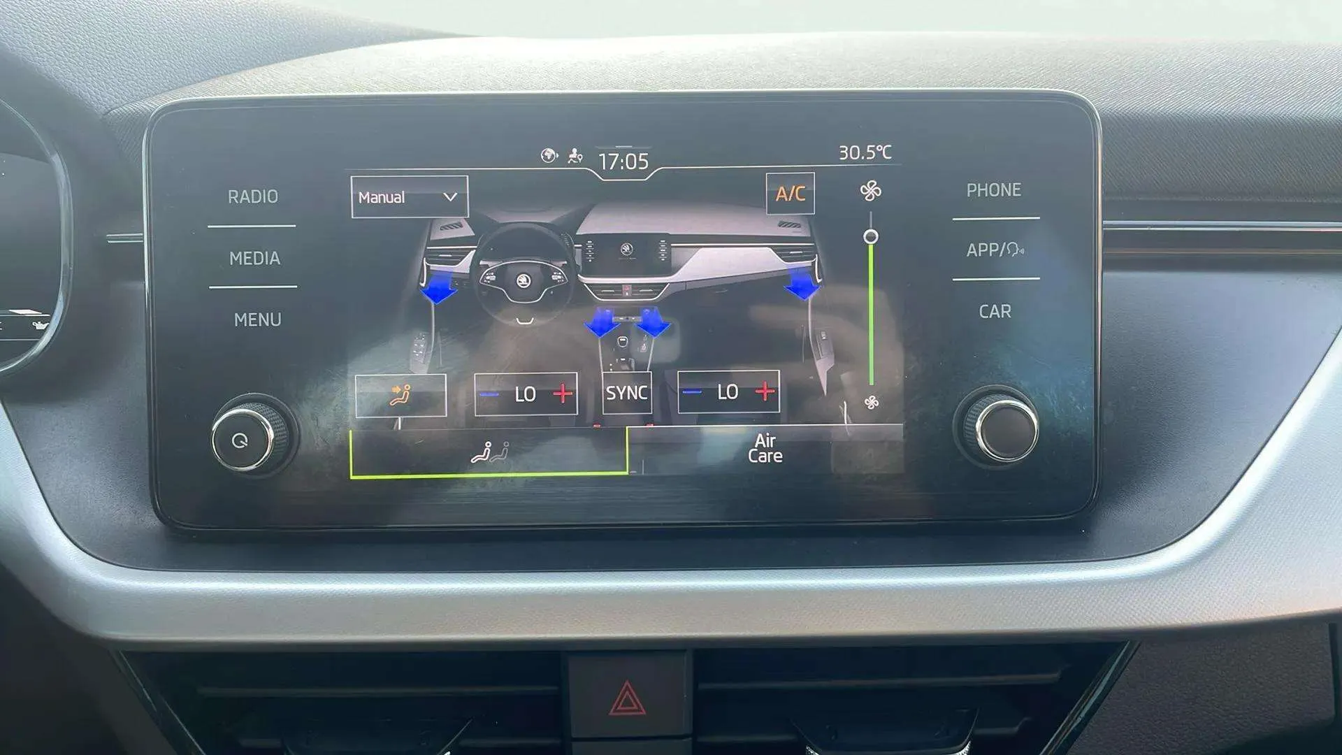 Škoda Kamiq 1.0 TSI Ambition - foto 23
