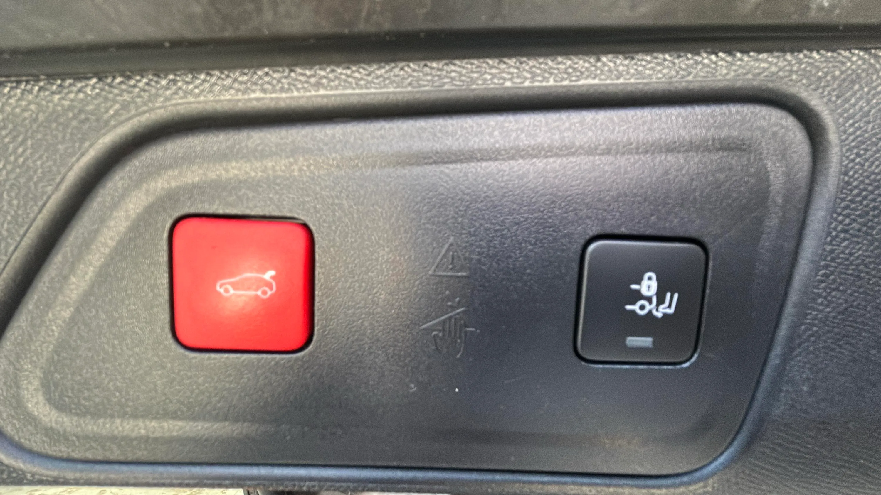 Peugeot 3008 1.2 Allure eDCS6 - foto 17