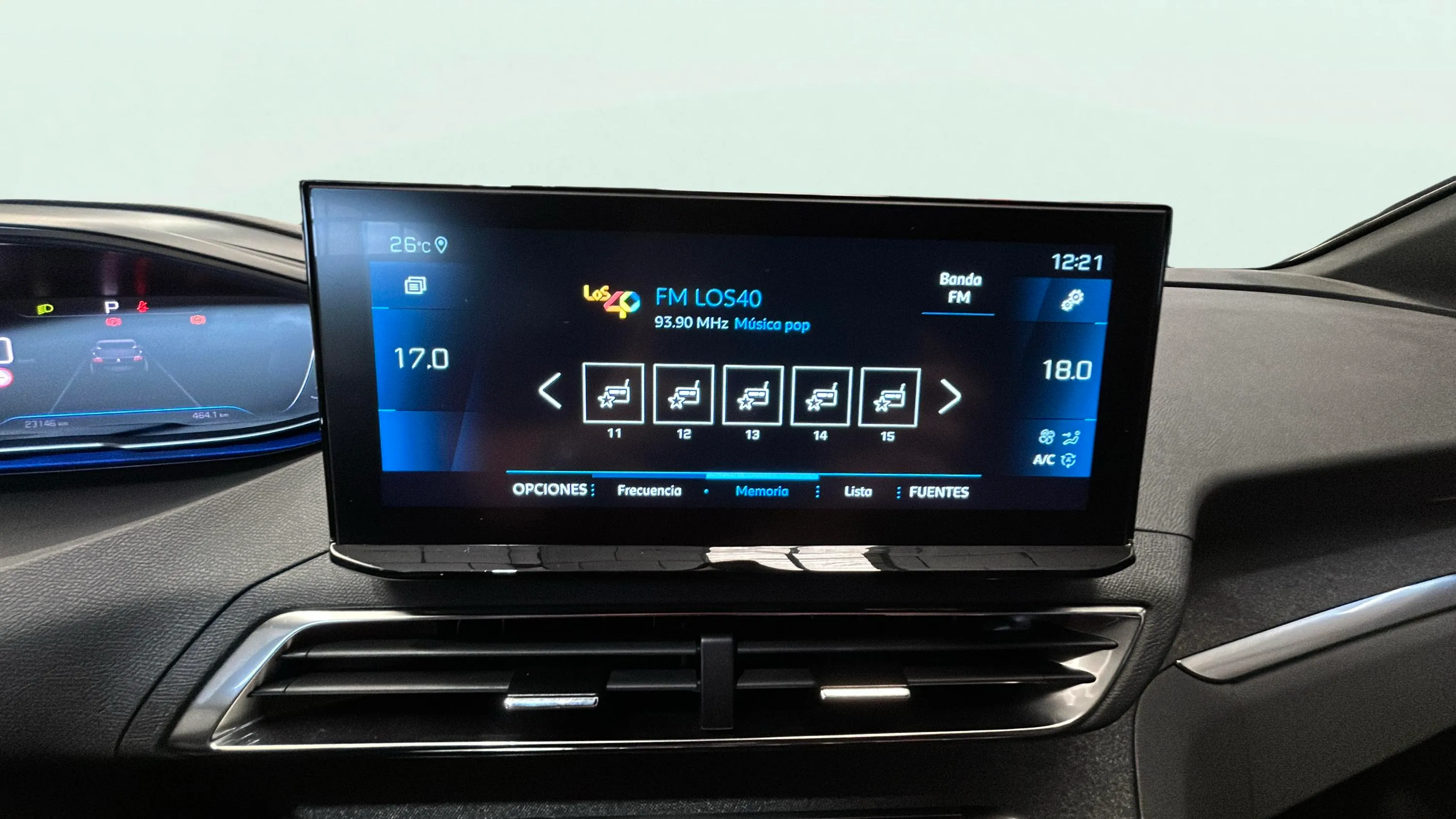 Peugeot 3008 1.2 Allure eDCS6 - foto 24