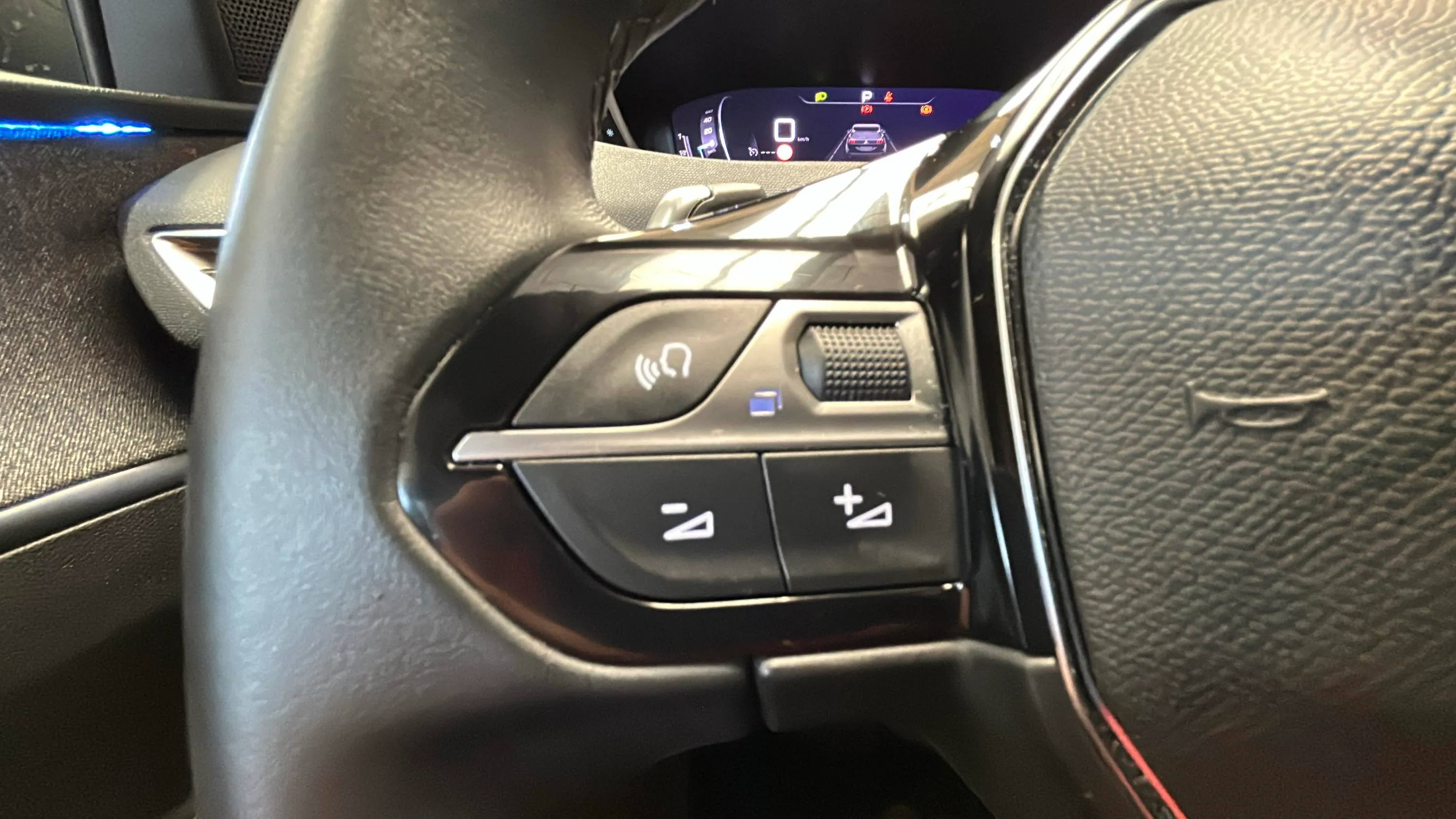 Peugeot 3008 1.2 Allure eDCS6 - foto 20