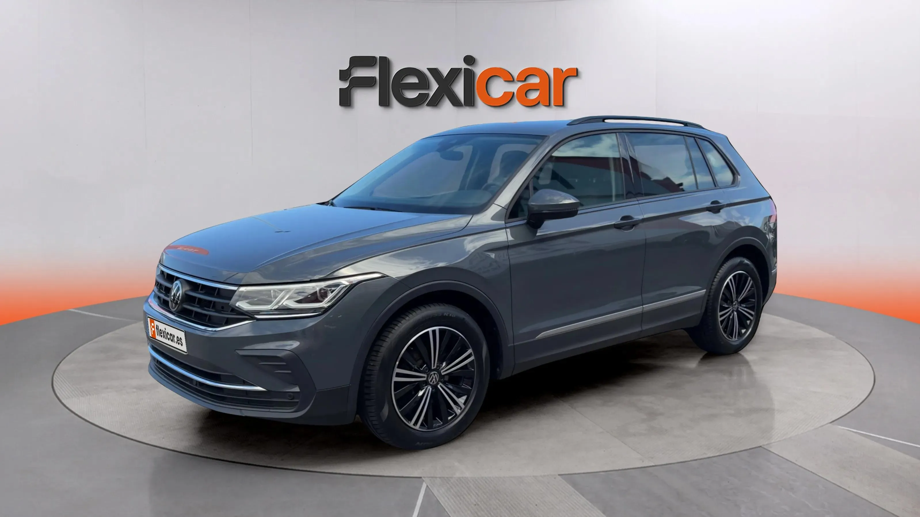 Volkswagen Tiguan 2.0 TDI - foto 7
