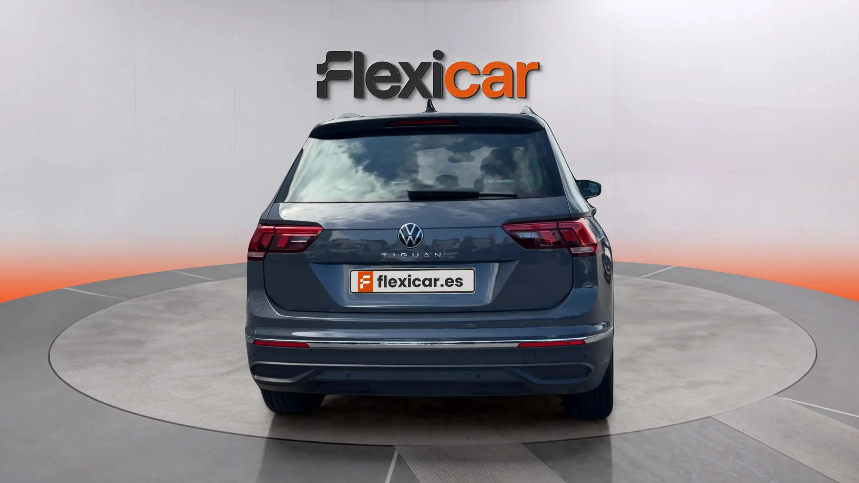 Volkswagen Tiguan 2.0 TDI - foto 4