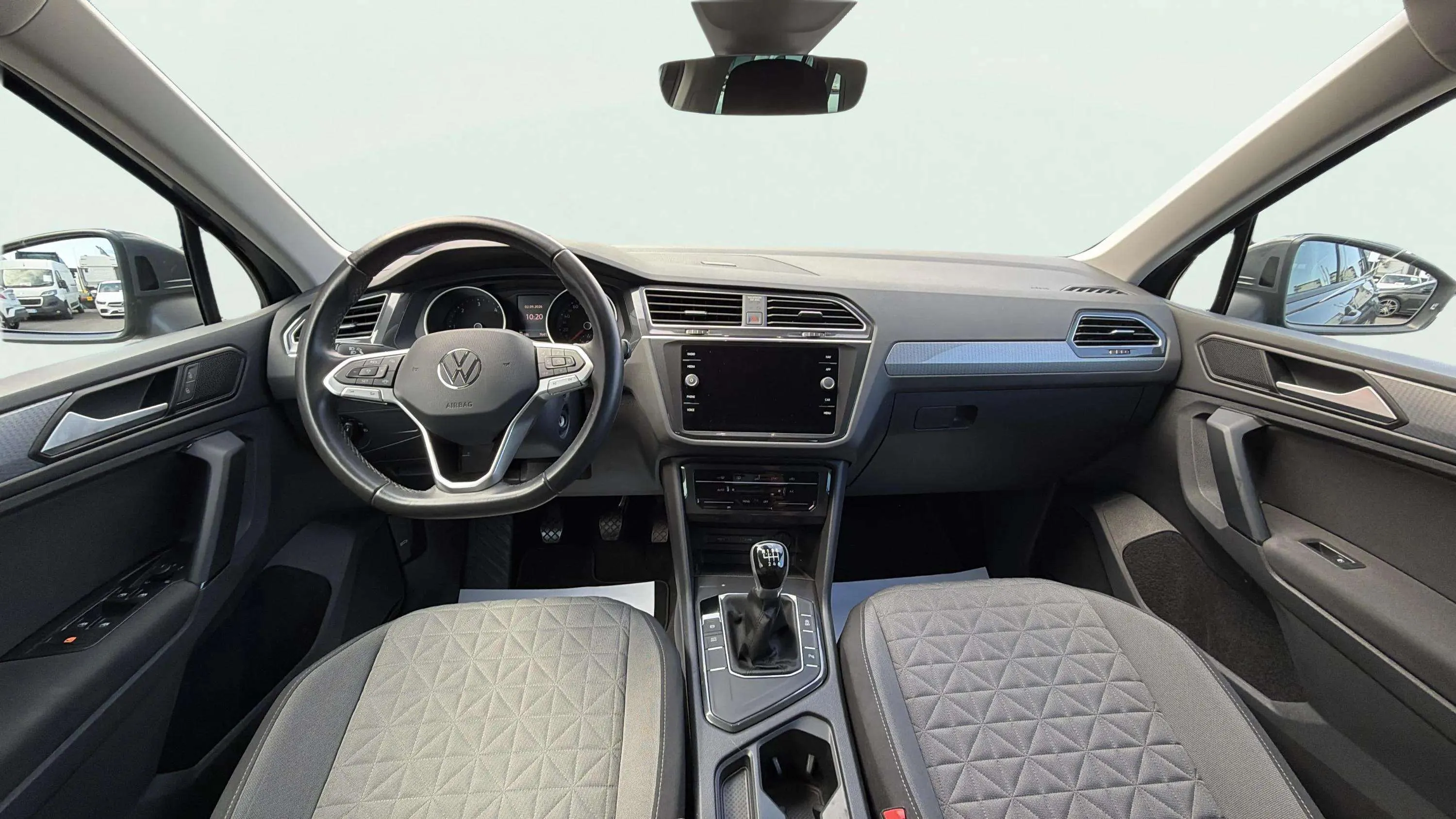 Volkswagen Tiguan 2.0 TDI - foto 9