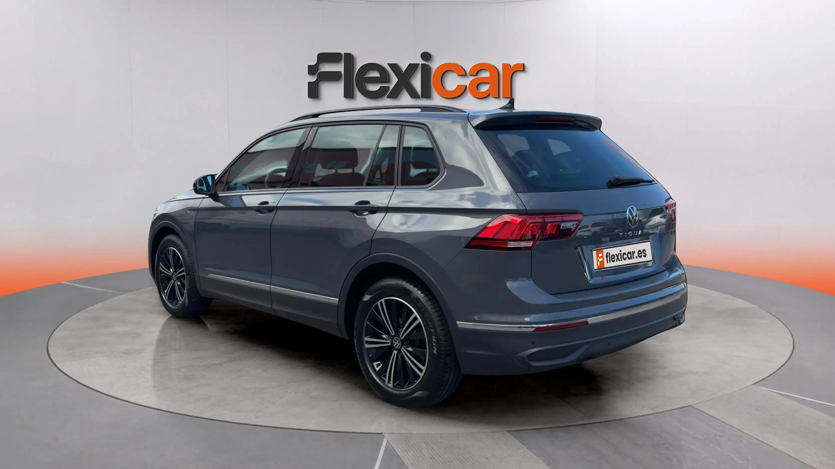 Volkswagen Tiguan 2.0 TDI - foto 5