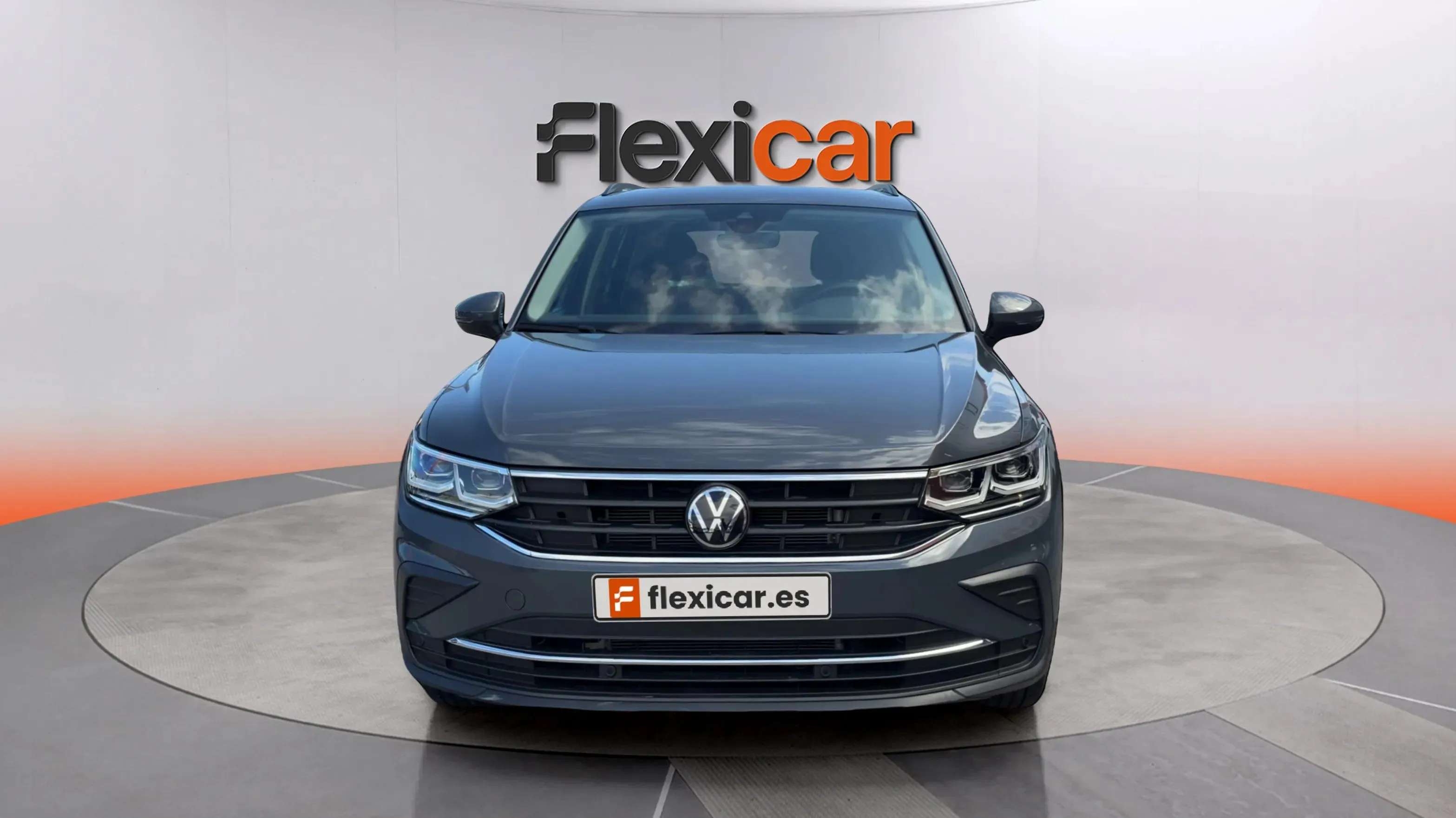 Volkswagen Tiguan 2.0 TDI - foto 8