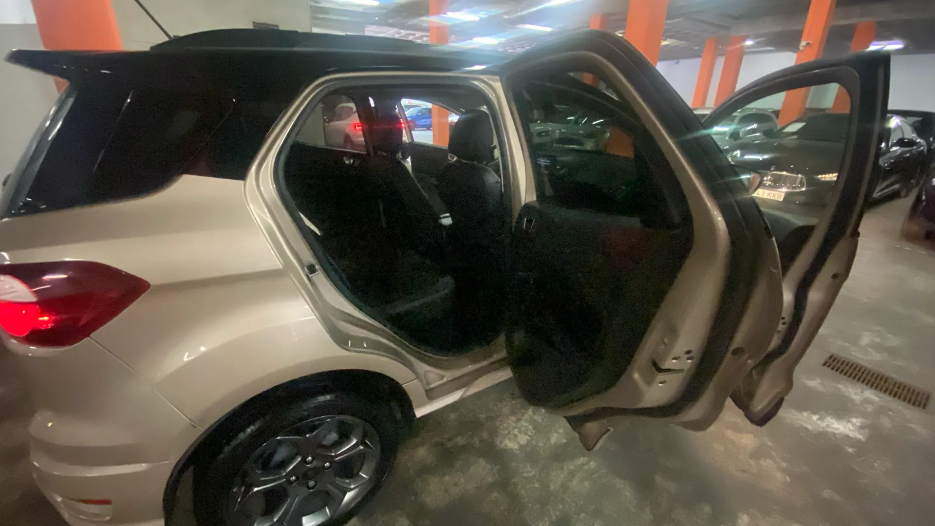Ford EcoSport 1.0T EcoBoost ST Line - foto 11