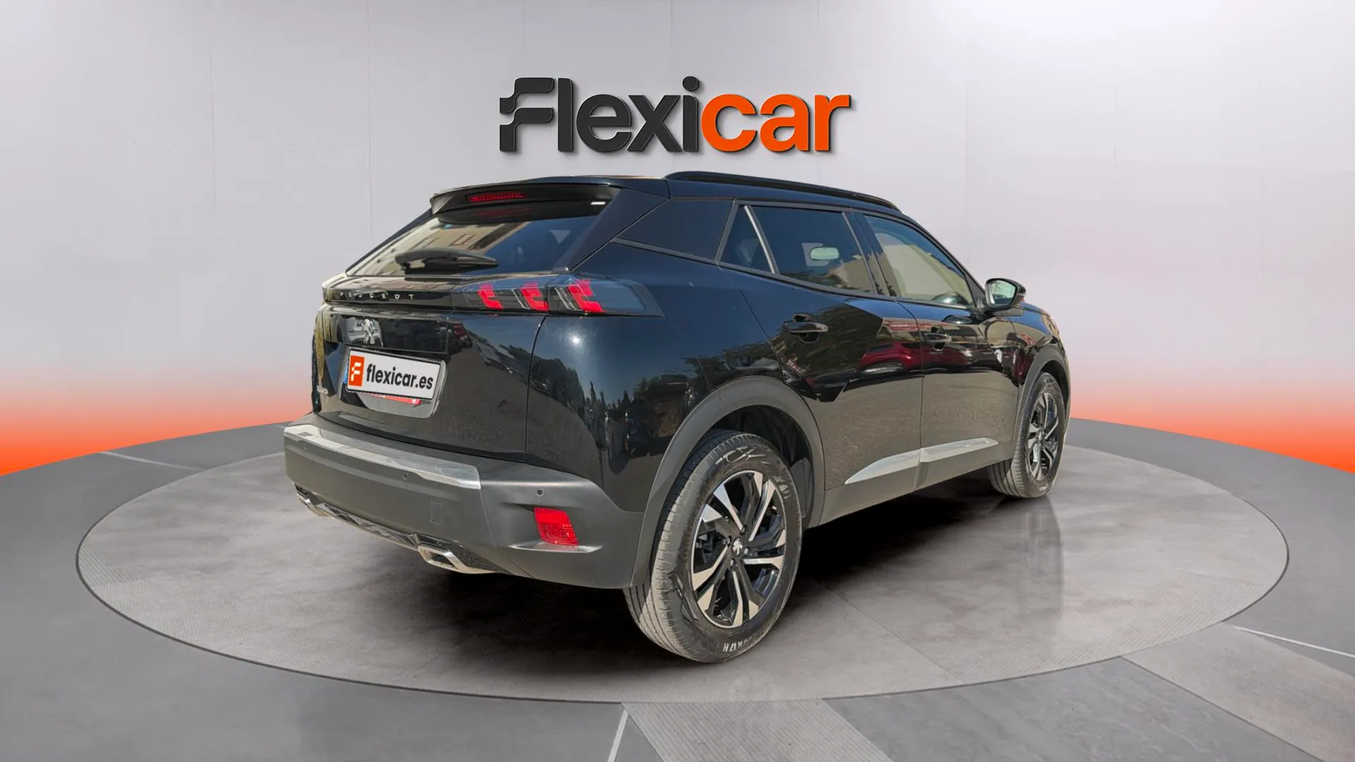 Peugeot 2008 Allure Pack PureTech 130 EAT8 - foto 7