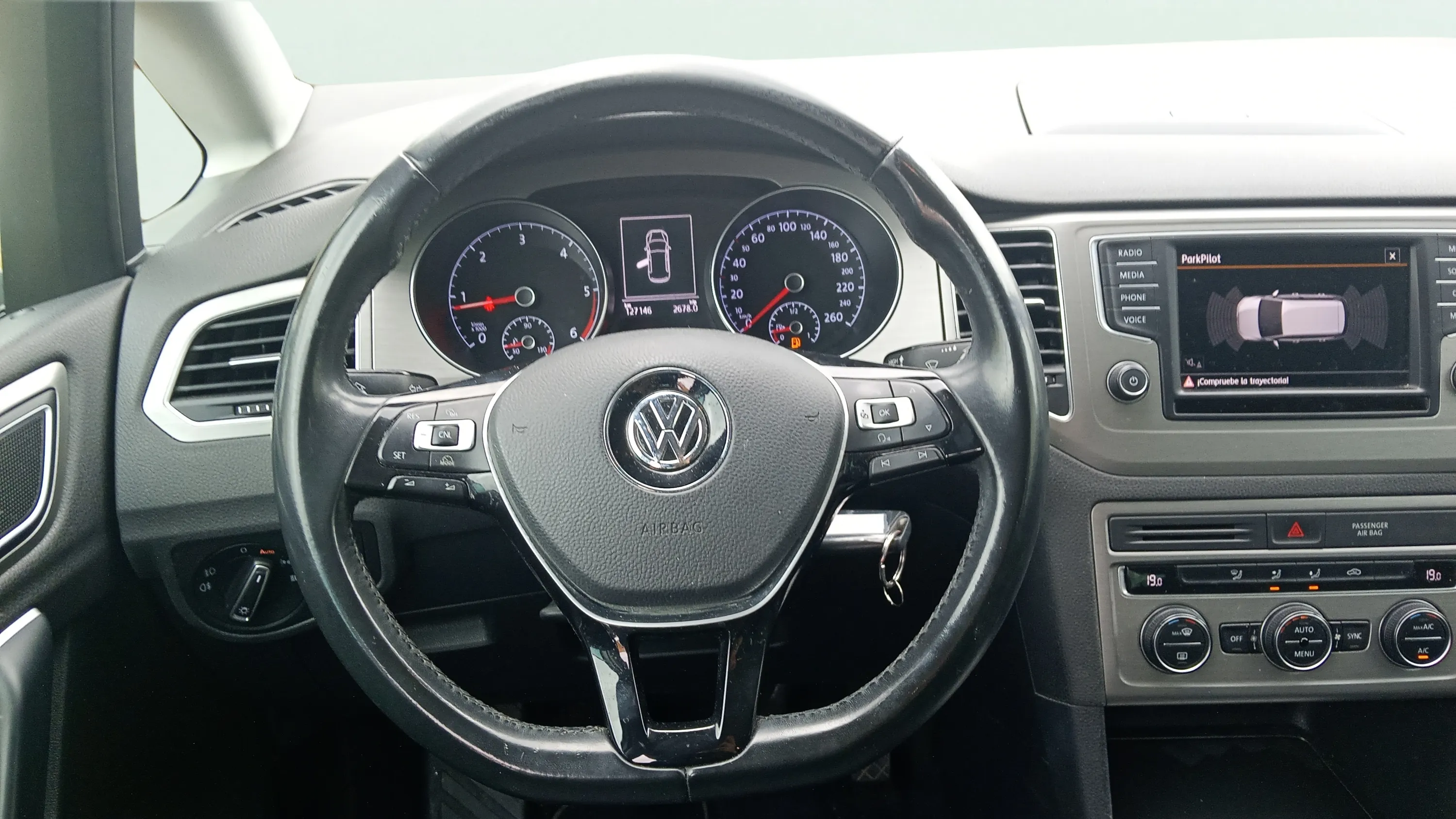 Volkswagen Golf Sportsvan Advance 1.6 TDI BMT - foto 13