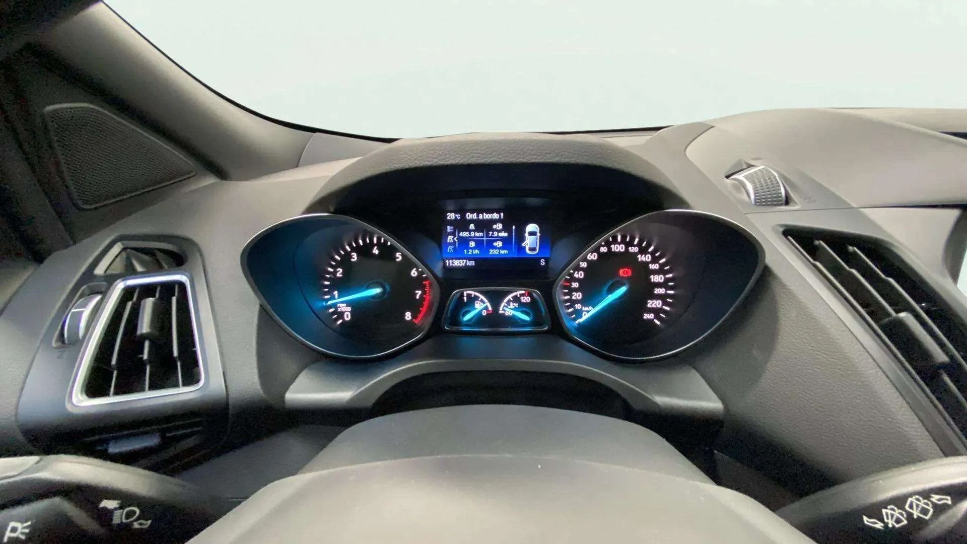 Ford Kuga 1.5 EcoBoost A-S-S 4x2 ST-Line - foto 11