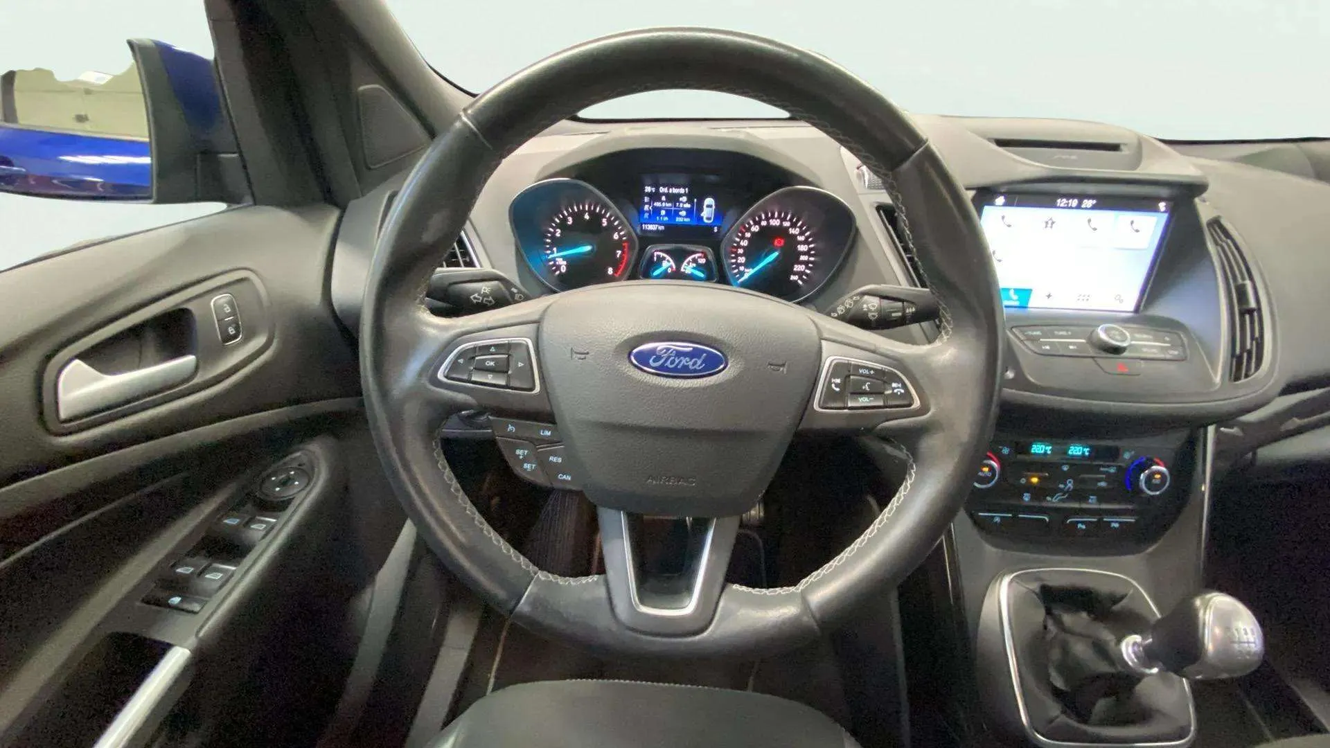 Ford Kuga 1.5 EcoBoost A-S-S 4x2 ST-Line - foto 15