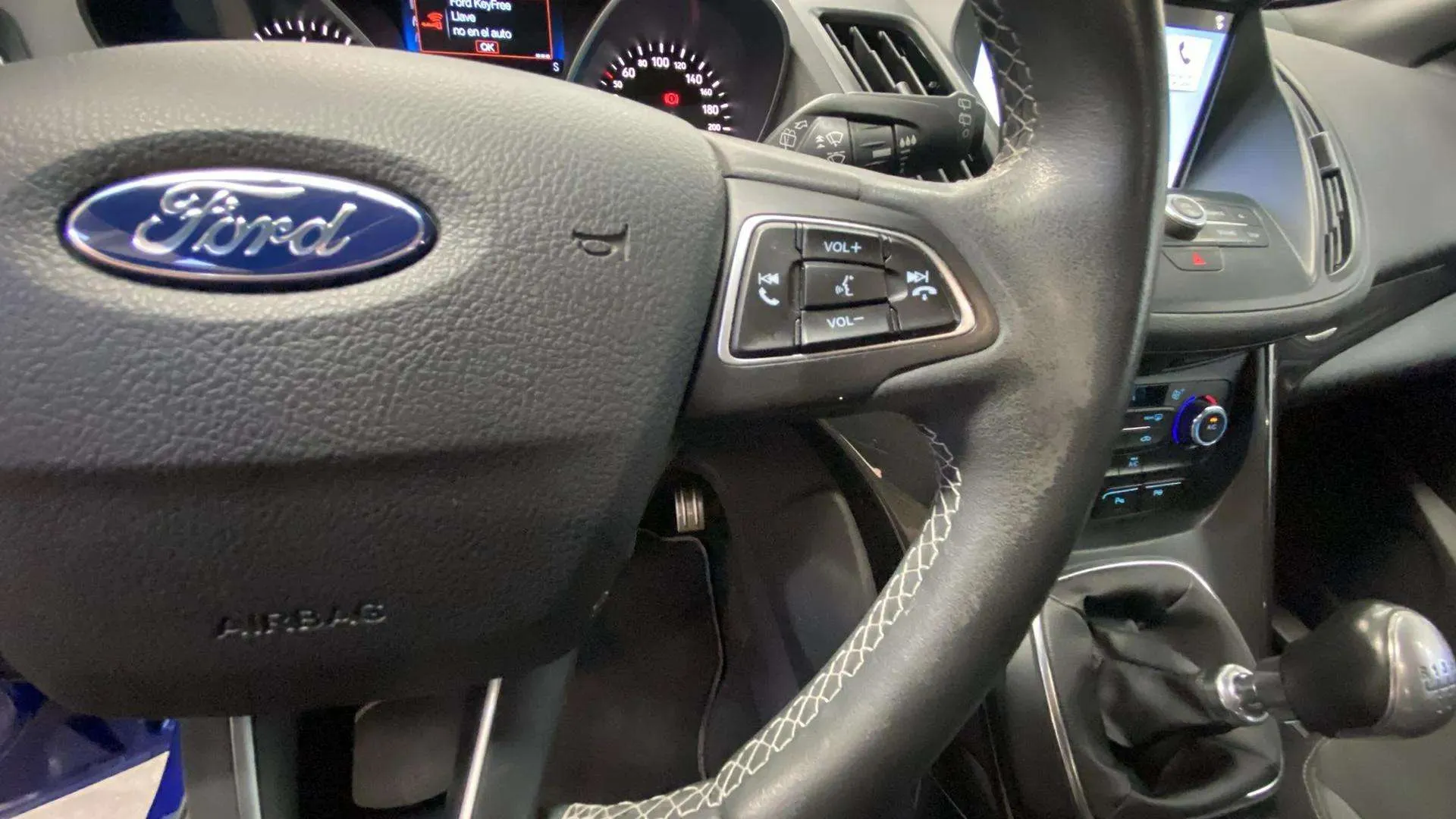 Ford Kuga 1.5 EcoBoost A-S-S 4x2 ST-Line - foto 24
