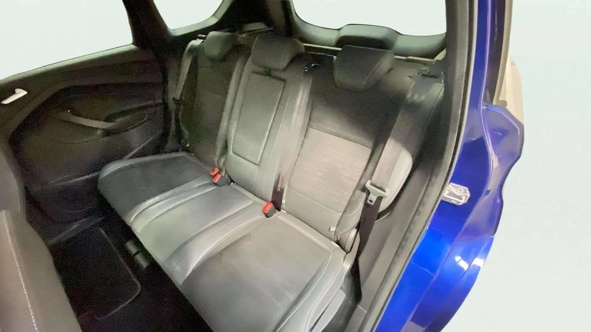 Ford Kuga 1.5 EcoBoost A-S-S 4x2 ST-Line - foto 16
