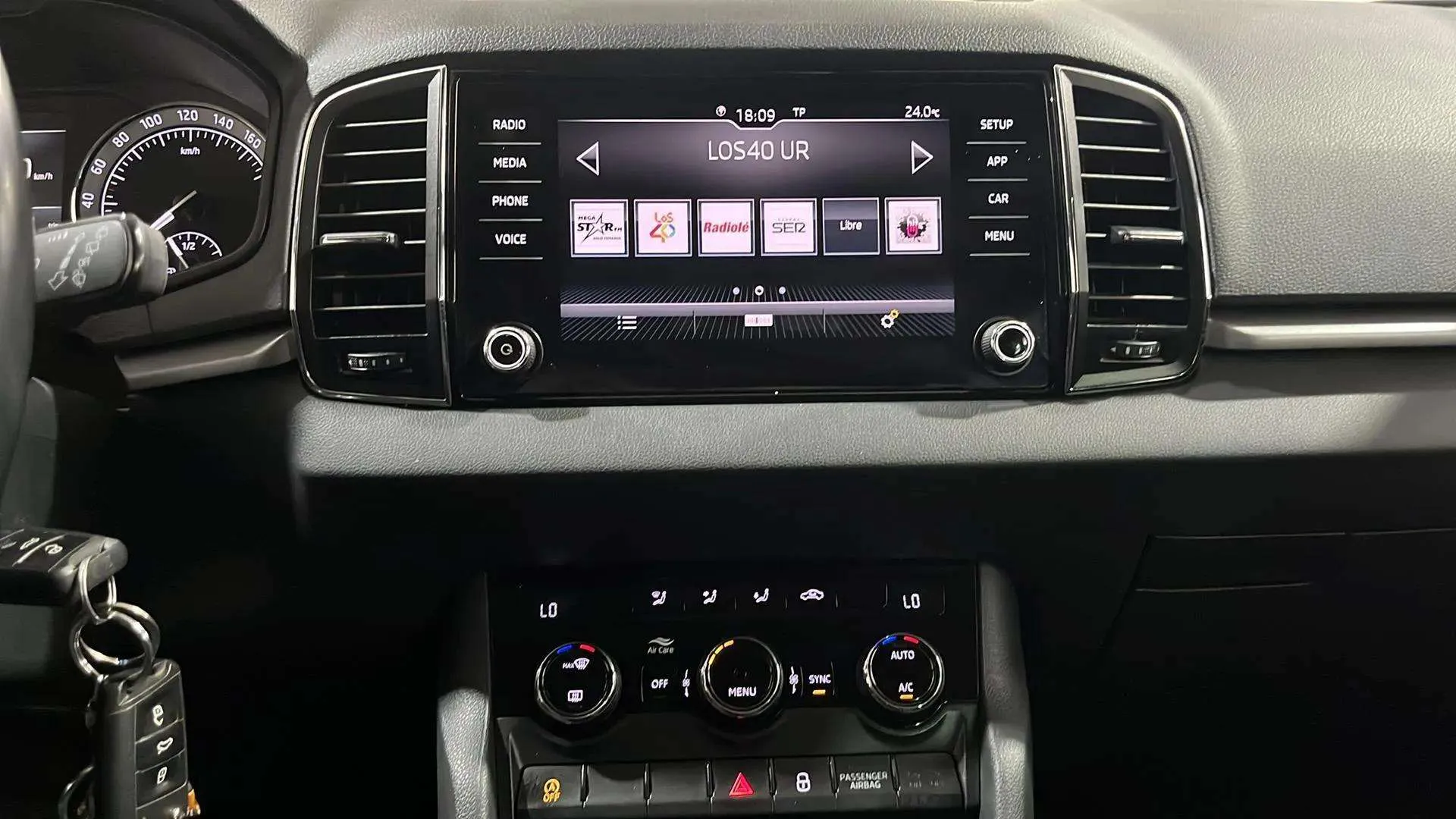 Škoda Karoq 1.0 TSI Ambition - foto 11