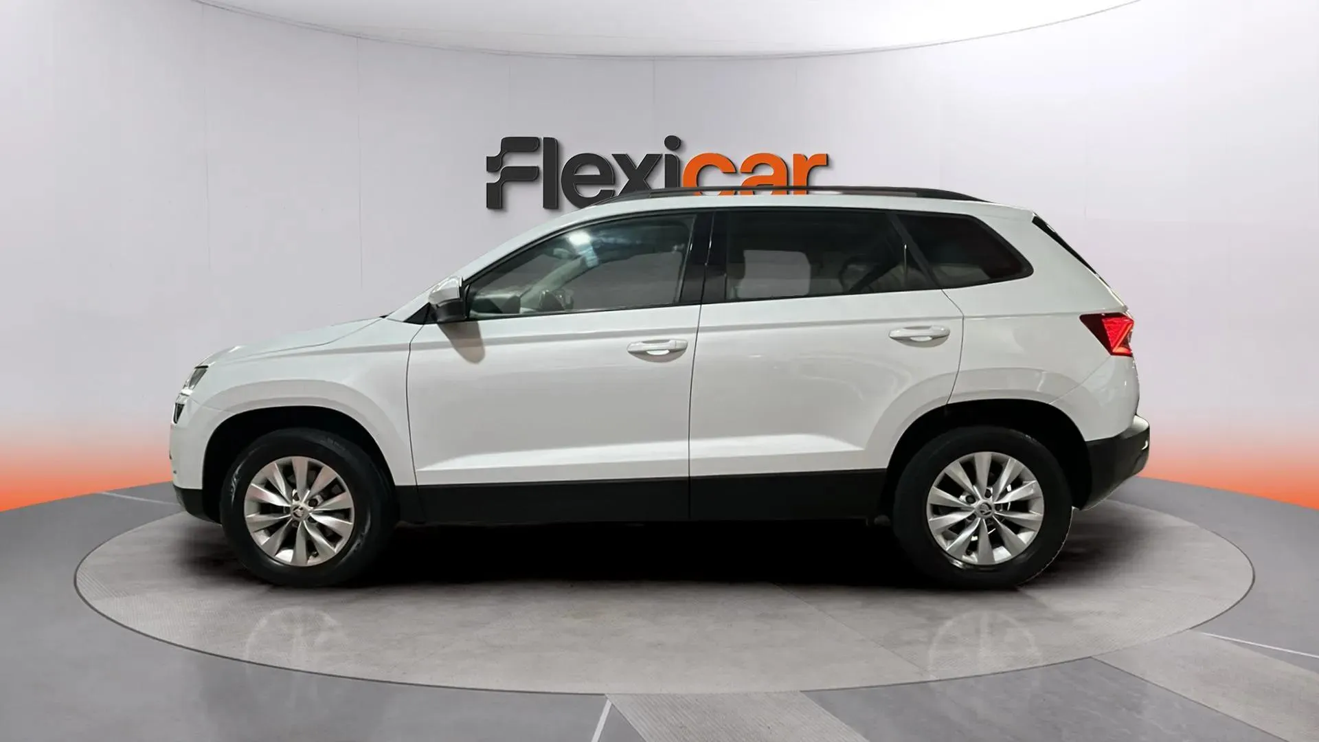 Škoda Karoq 1.0 TSI Ambition - foto 4