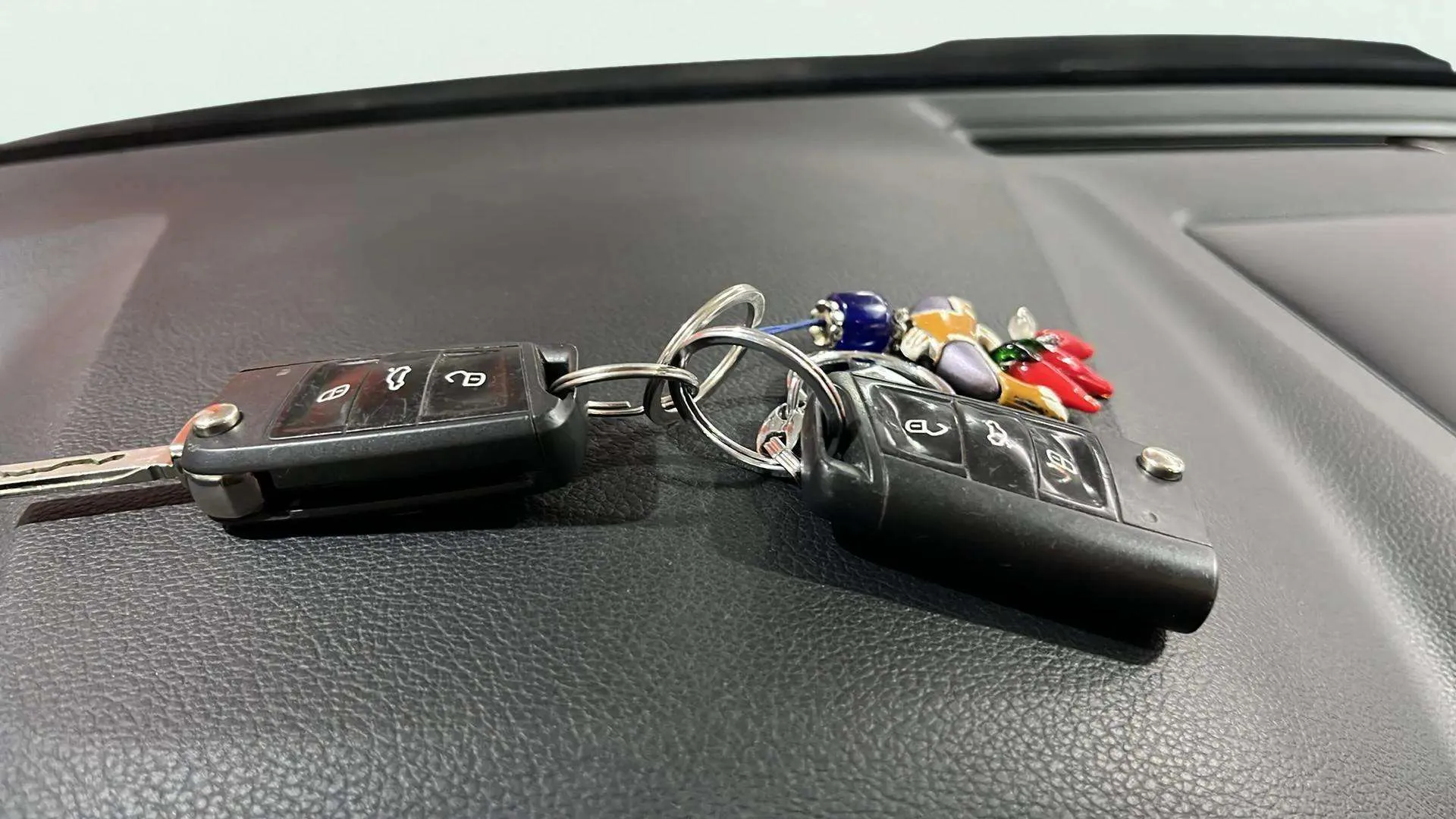 Škoda Karoq 1.0 TSI Ambition - foto 17