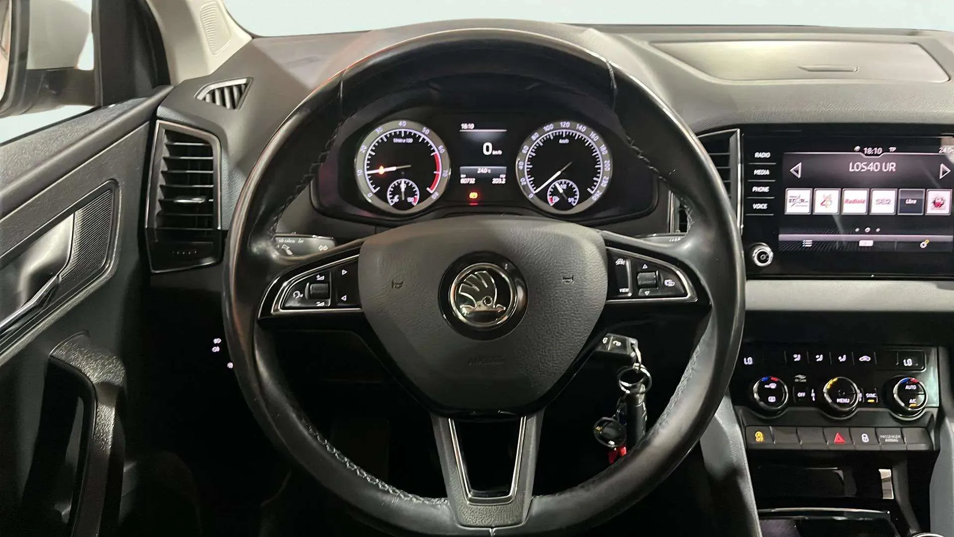 Škoda Karoq 1.0 TSI Ambition - foto 10