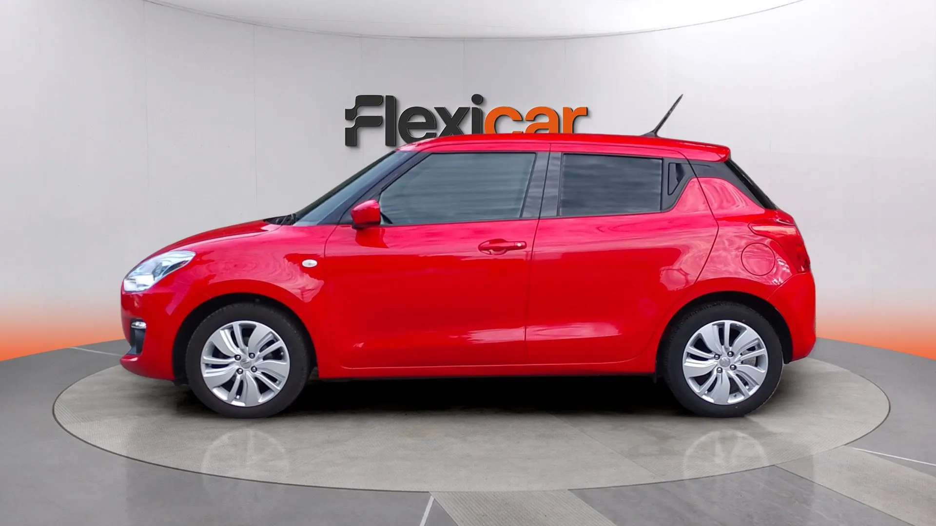 Suzuki Swift 1.2 GLE - foto 4