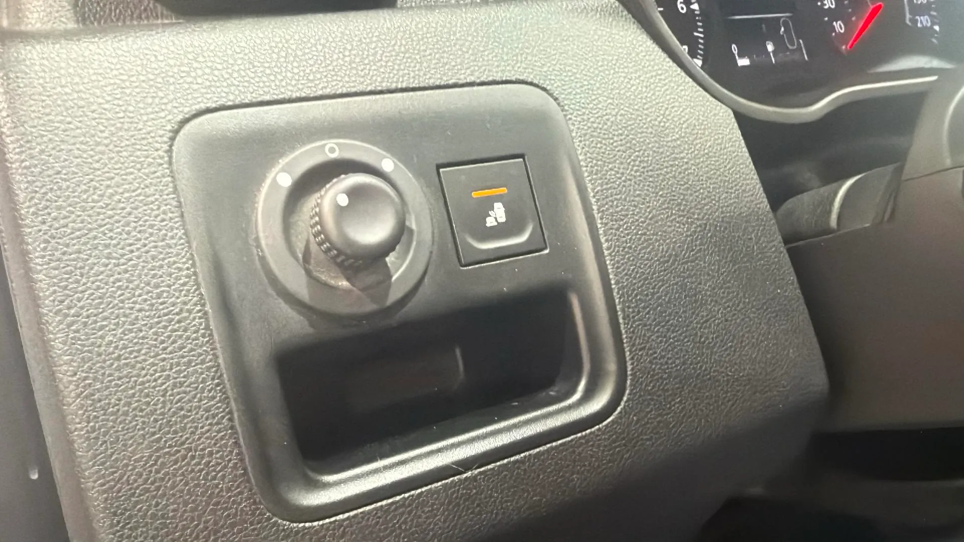 Dacia Duster Access 1.6 4x2 - foto 18