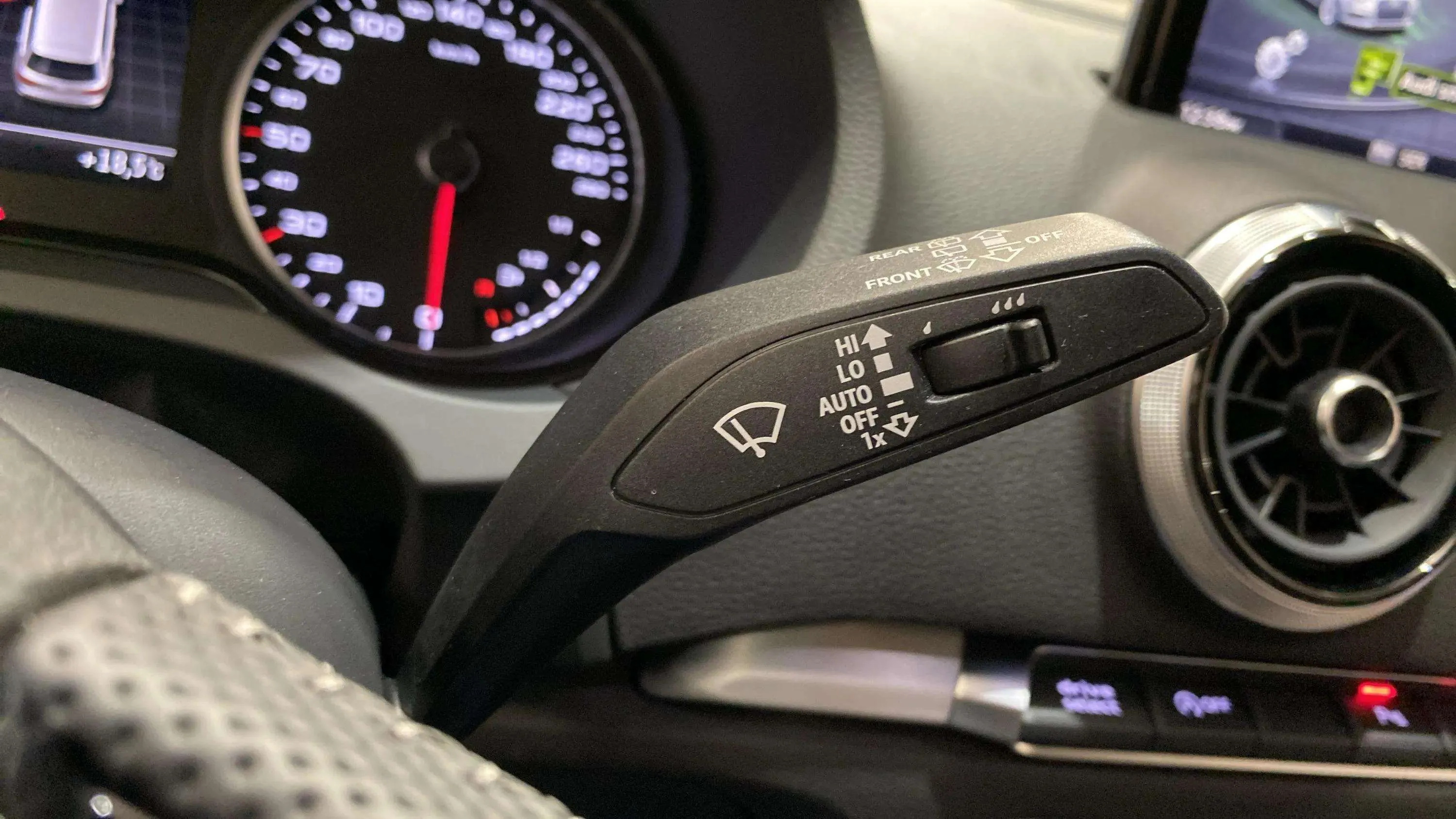 Audi A3 35 TFSI S tronic Sportback - foto 23